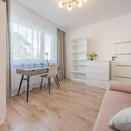 Family Ideal Place For Remote Working & By Renters アパート グディニャ